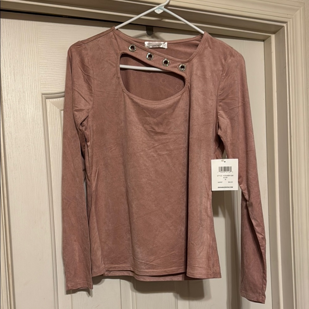 89th & Madison Pink Cut Out Buttoned Blouse